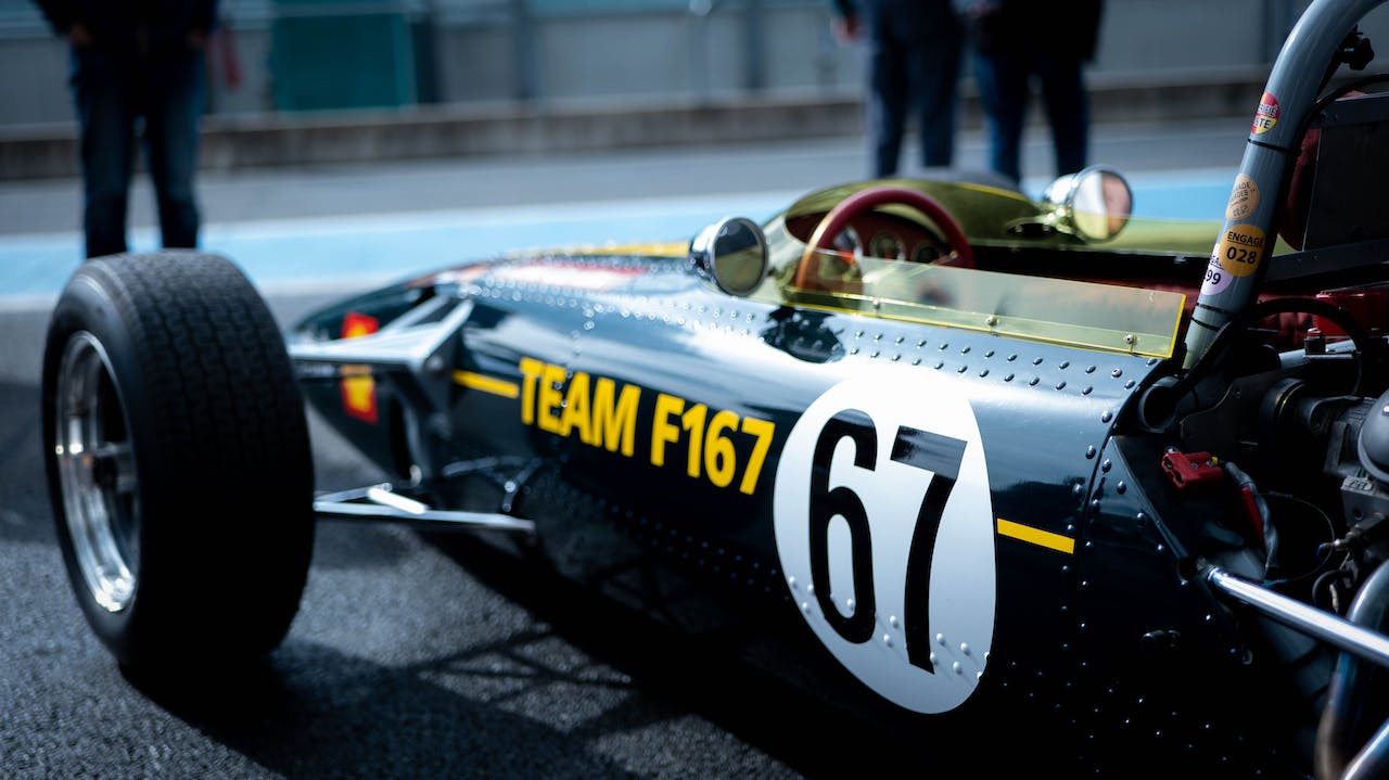Formula racing