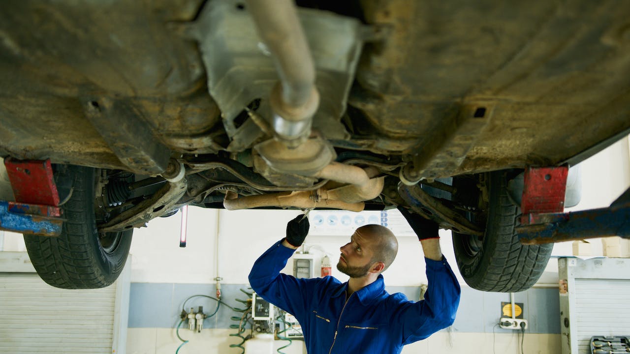 10 Can’t-Miss Vehicle Maintenance Tips for Responsible Drivers
