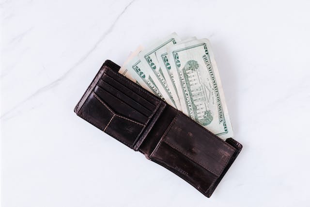 How to Make Money Right Now: 6 Easy Ways to Put Cash in Your Pocket