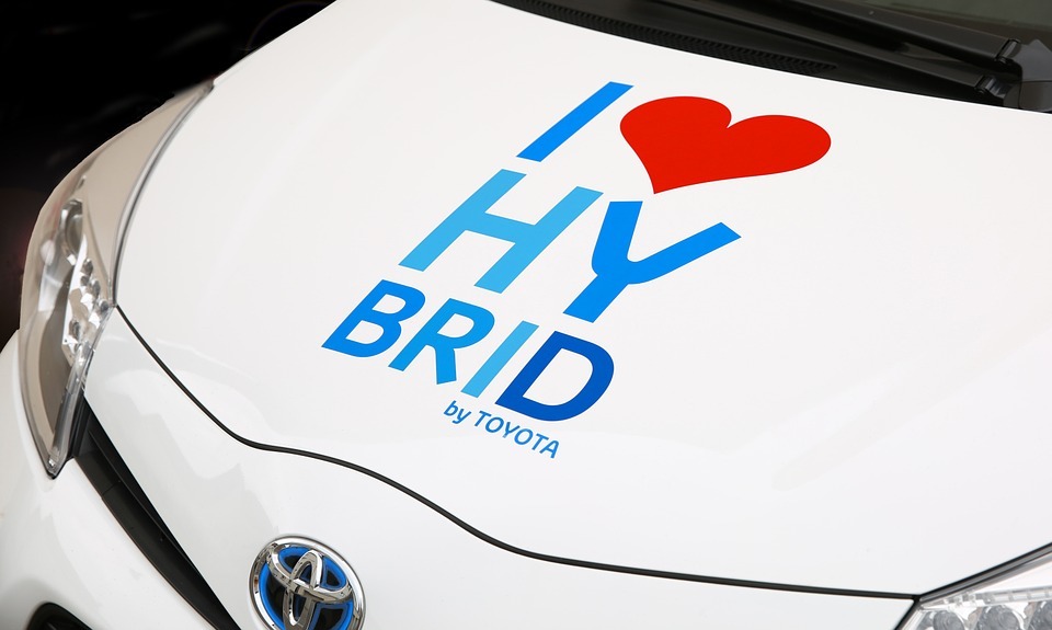 How Much More Does It Cost To Insure A Hybrid