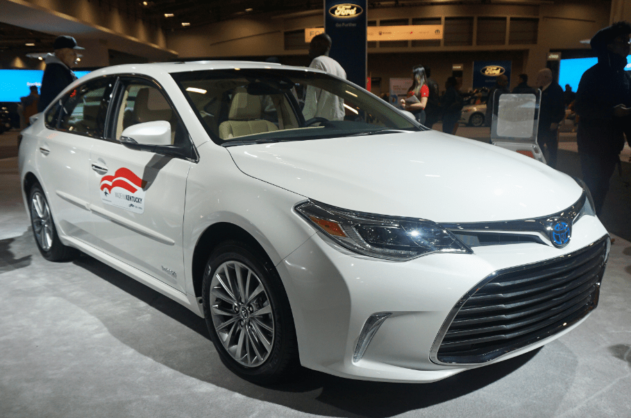 The Toyota Avalon Hybrid