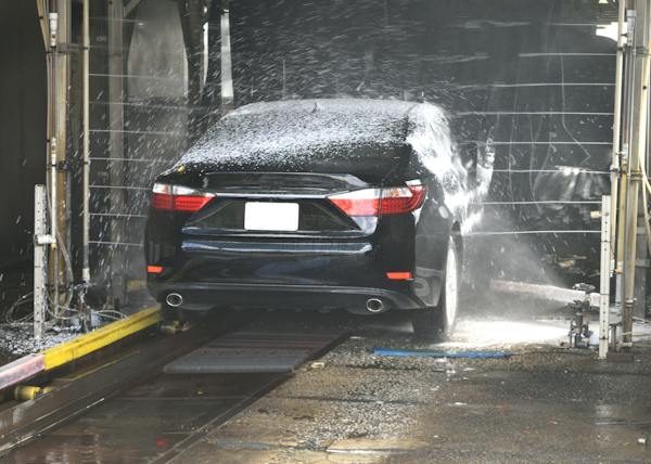 Top Mistakes to Avoid When Washing Your Car