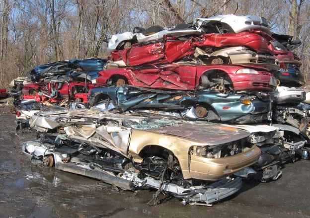 Car recycling reduces steel manufacturing