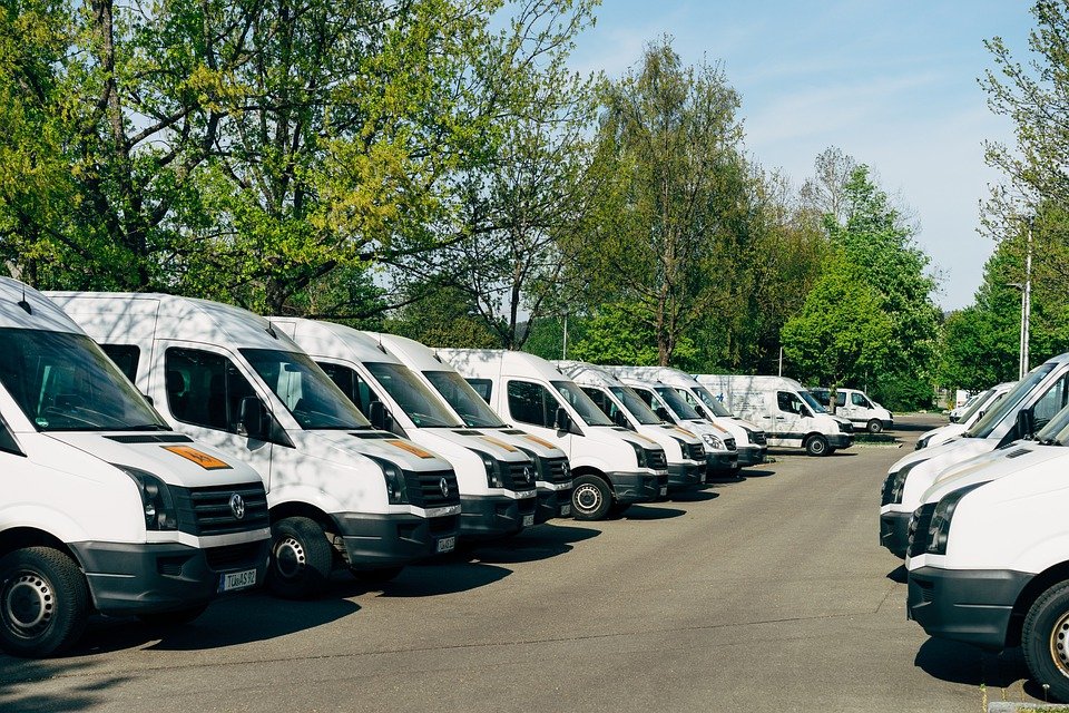 Best Ways to Lower Risk for Your Vehicle Fleet