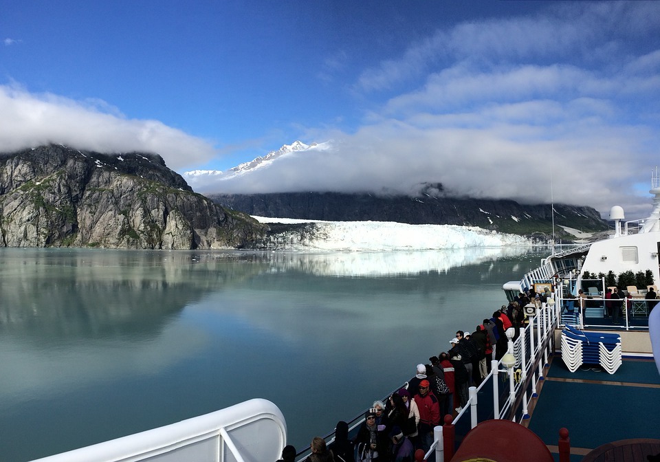 5 Things to Do When Visiting Alaska