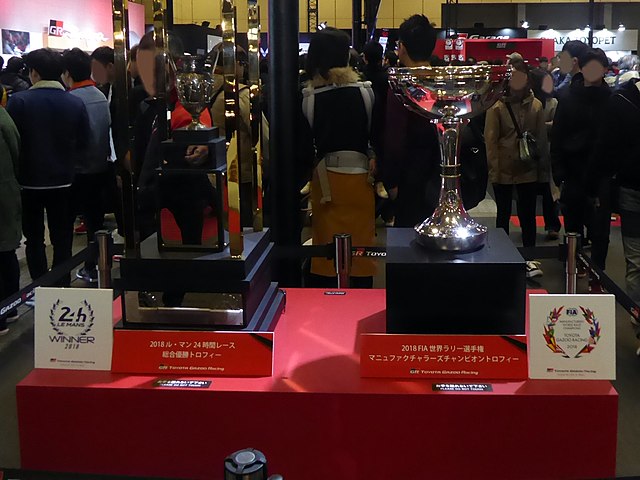 osaka auto messe 2019 (340) - 2018 24 hours of le mans overall victory trophy and 2018 fia world rally championship manufacturers' champion trophy
