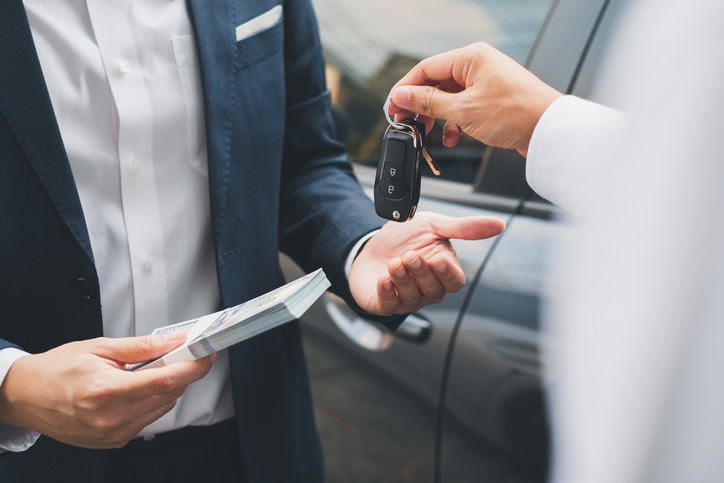 Is it Better to Purchase a Car in Person or Online?