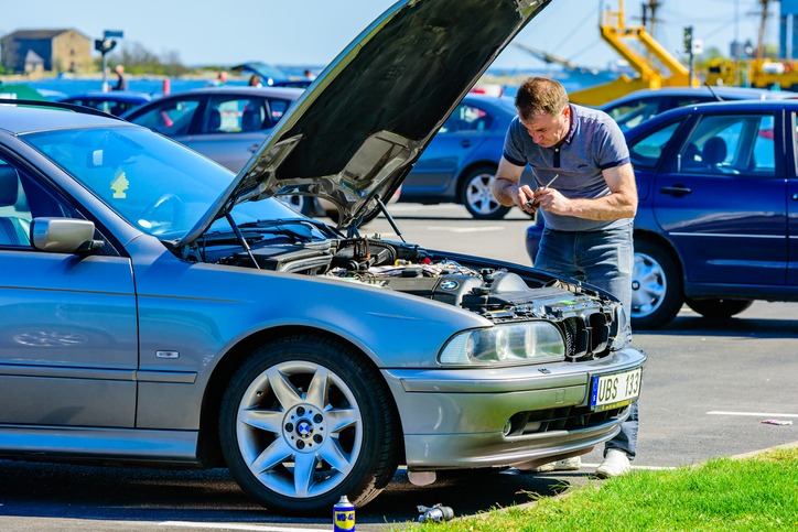 Top Signs When You Shouldn't DIY Your BMW Repairs