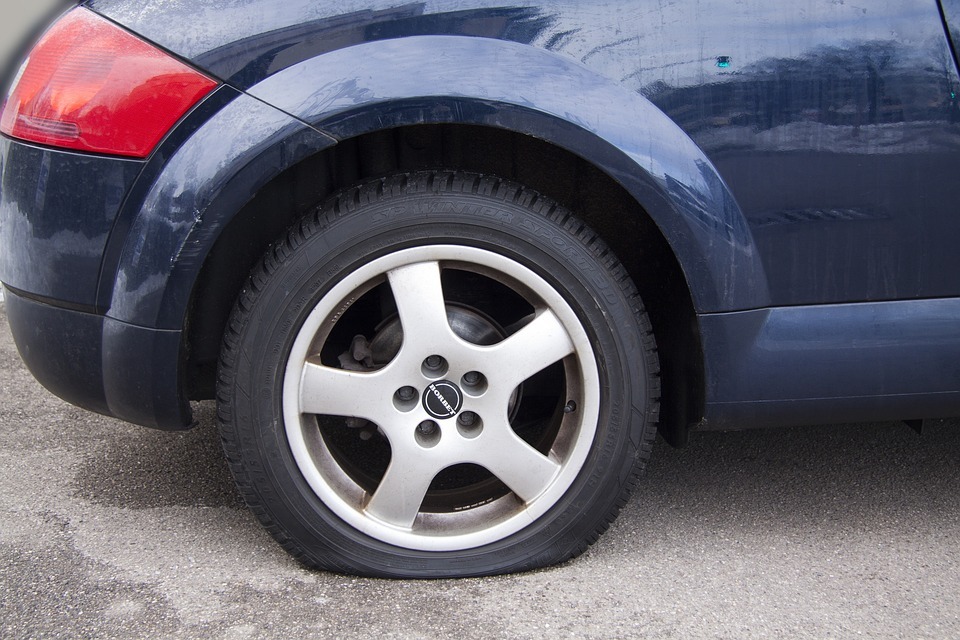 How Long Can You Drive on a Flat Tire