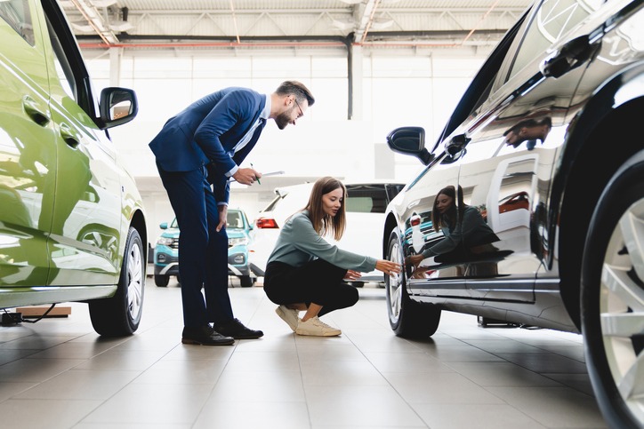 The Top 5 Car Buying Tips to Score the Best Deal