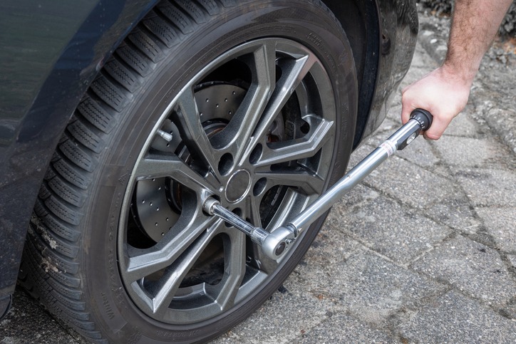 How to Repair a Punctured Tire