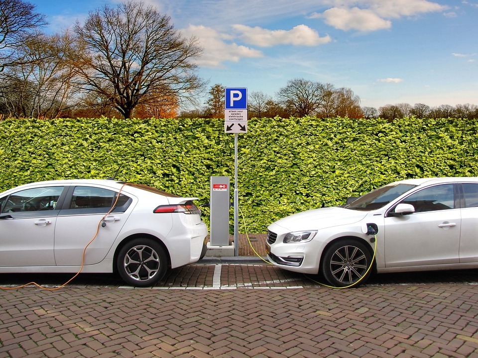5 Electric Car Buying Mistakes and How to Avoid Them