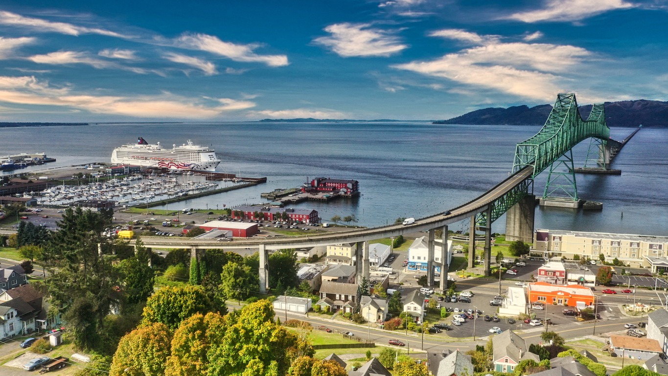 a stunning view of Astoria in Oregon