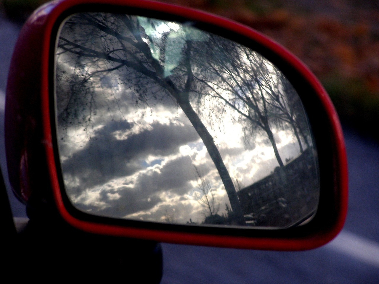 A side mirror with reflection