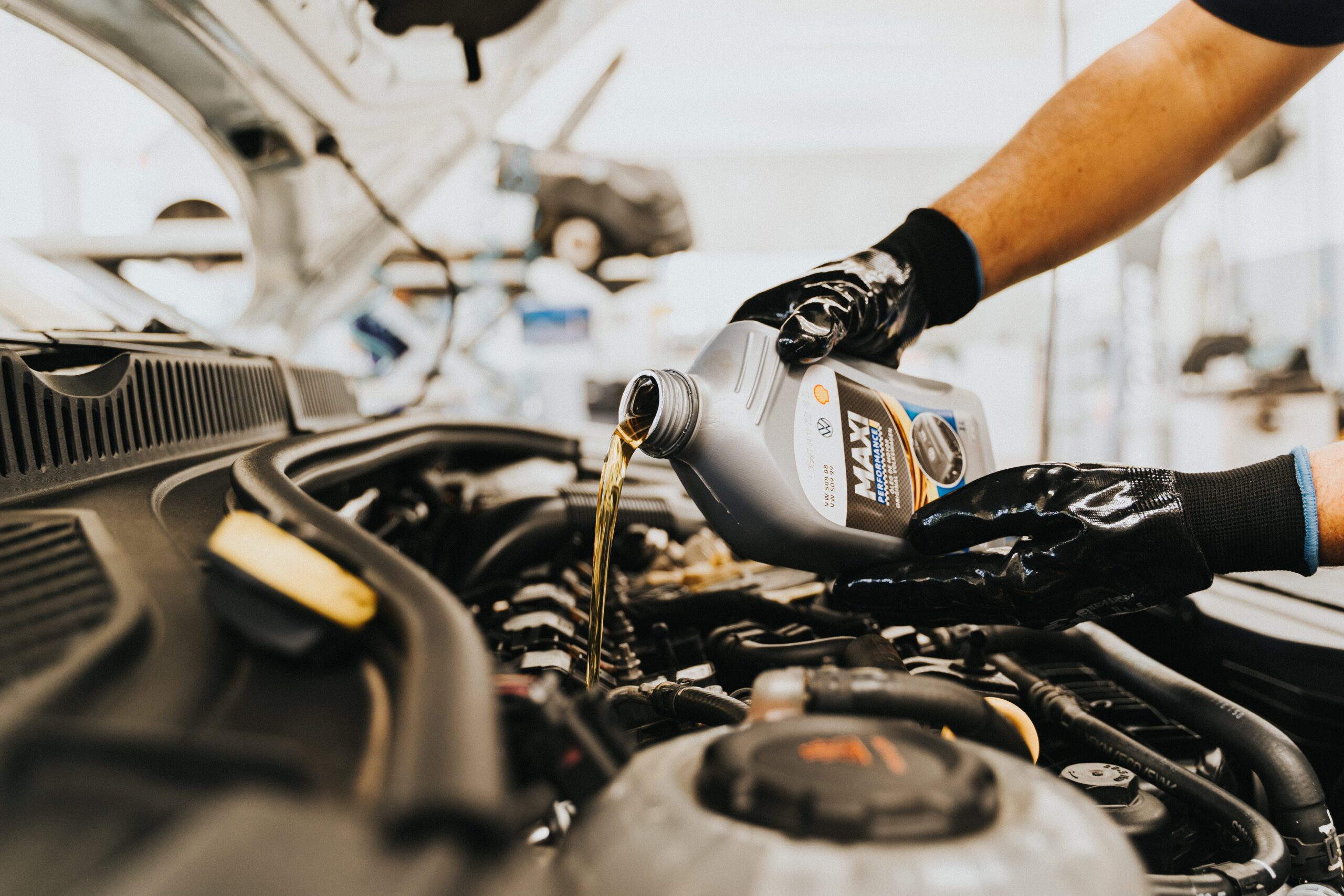 Questions to Ask Yourself Before Change Your Car's Oil