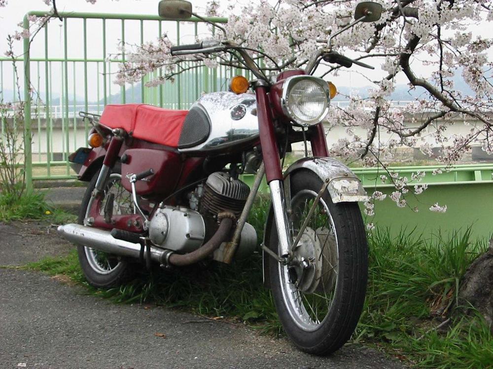 A Kawasaki B8T